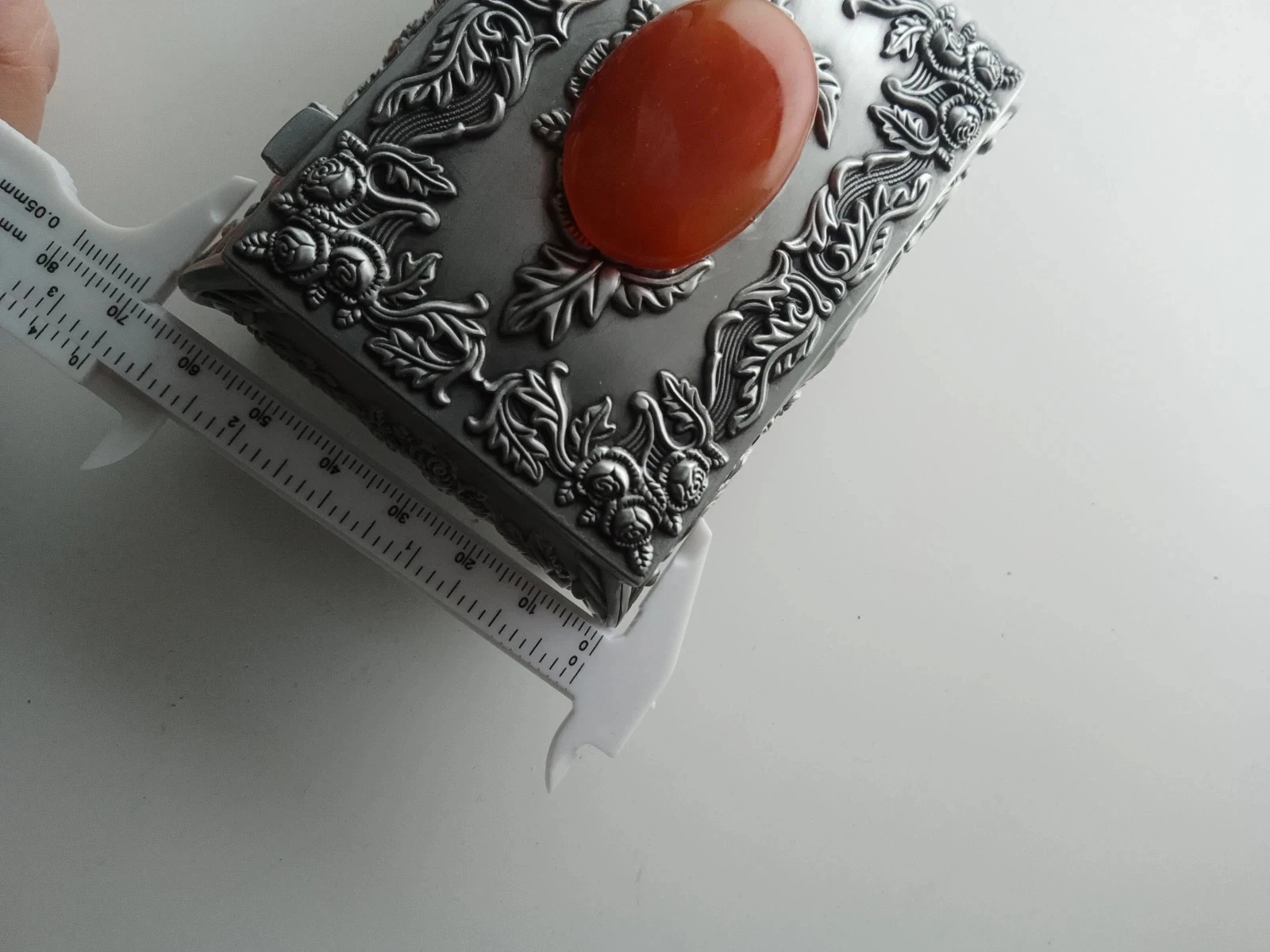 Coffre à bijoux en fer et pierre de cornaline – photo 4